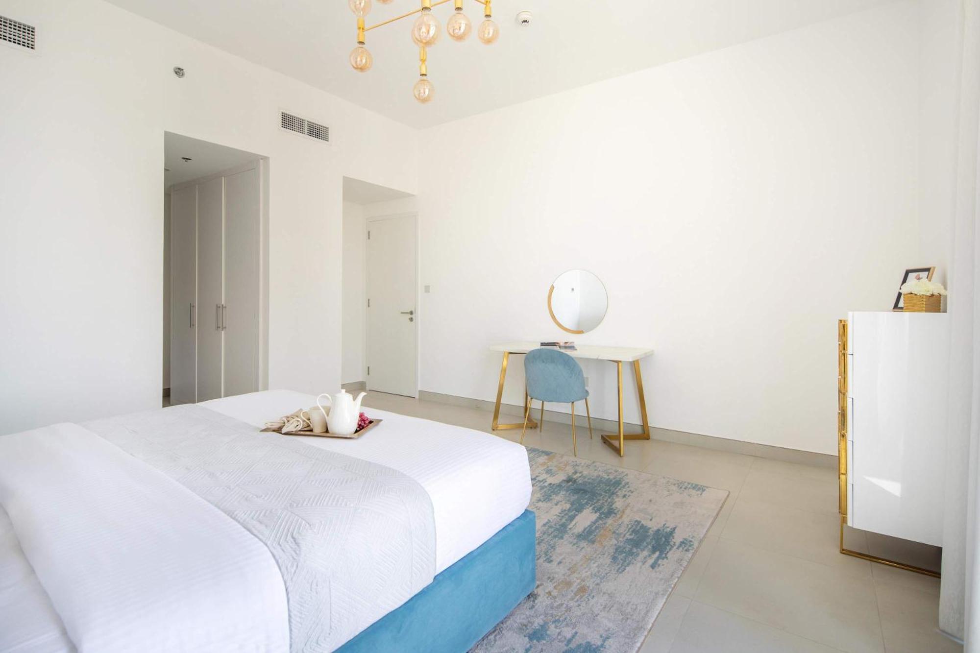 Frank Porter - The Pulse Residences Dubai Bagian luar foto